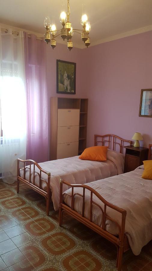 Le Giarette Apartment เชฟาลู ภายนอก รูปภาพ