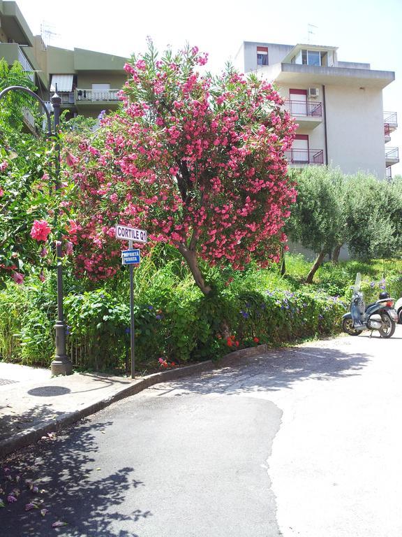 Le Giarette Apartment เชฟาลู ภายนอก รูปภาพ
