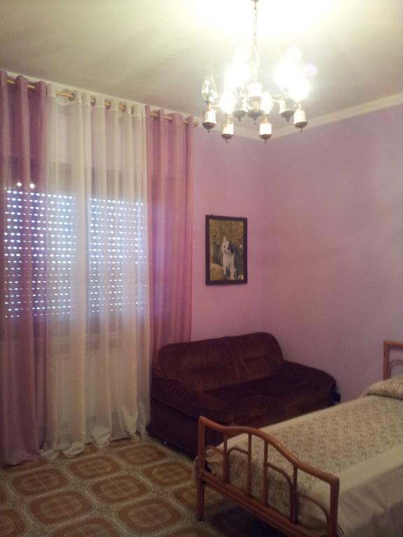 Le Giarette Apartment เชฟาลู ห้อง รูปภาพ